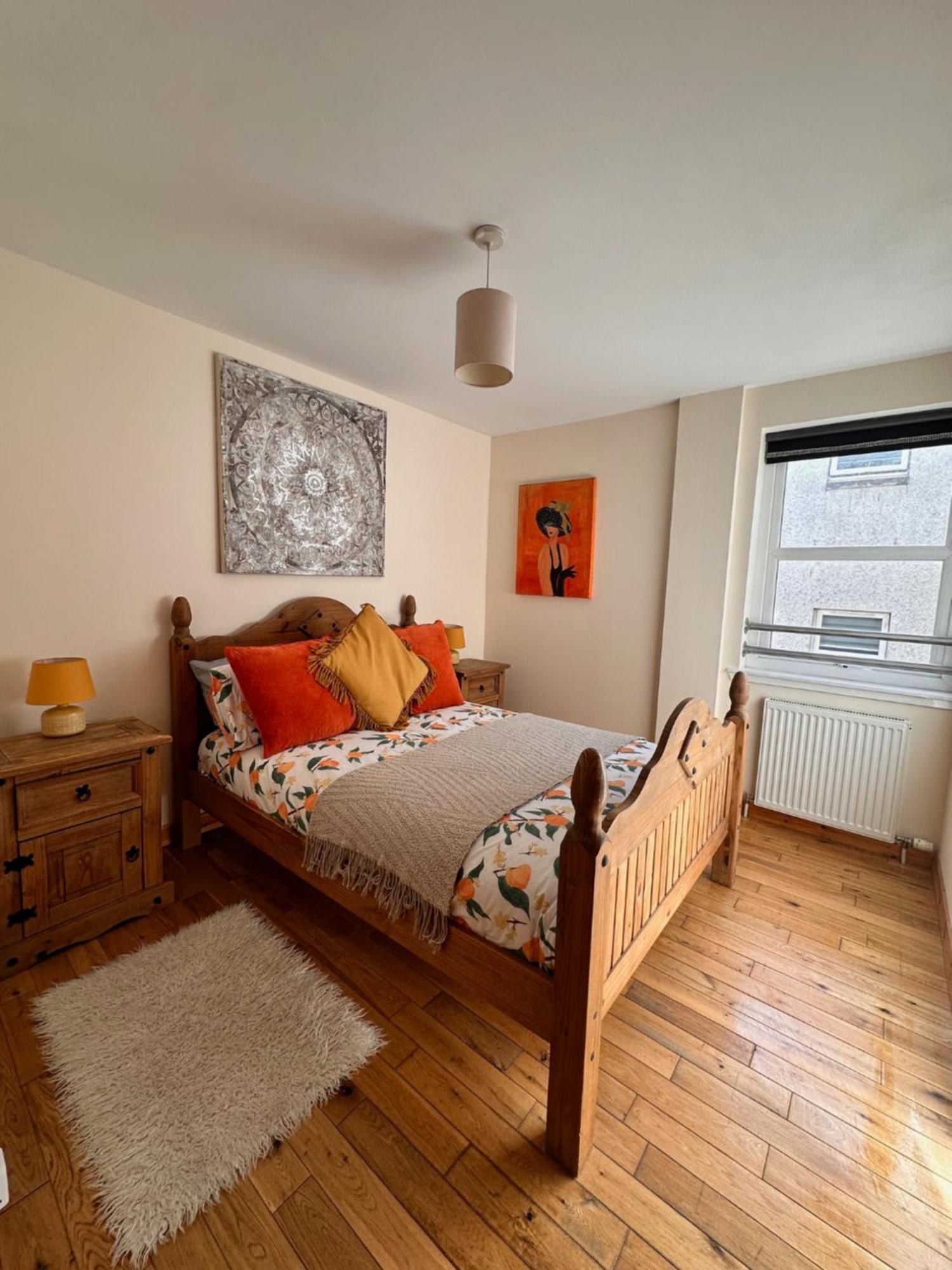 City Centre Apartment Next To Bus And Train Station Inverness Buitenkant foto