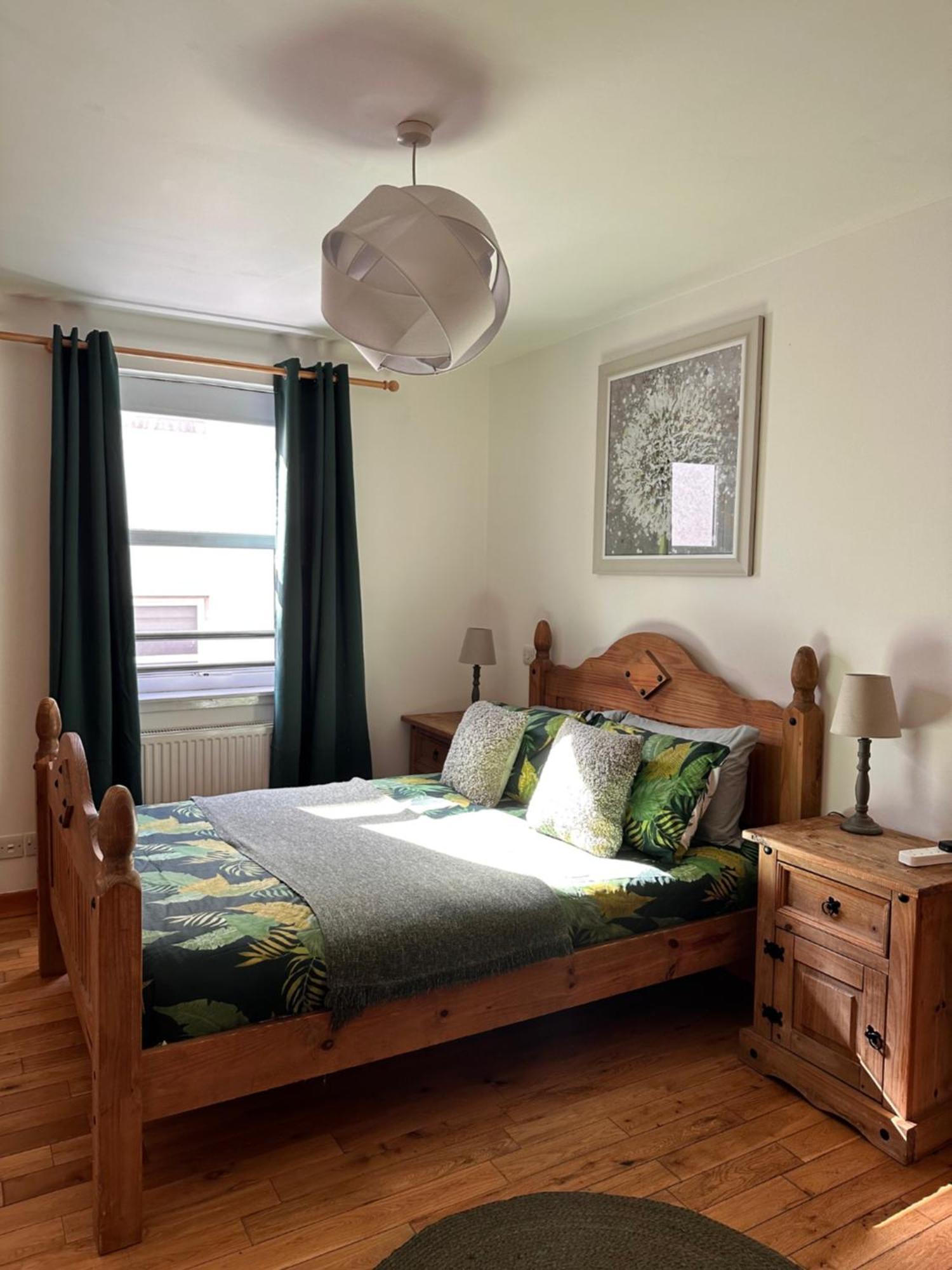 City Centre Apartment Next To Bus And Train Station Inverness Buitenkant foto