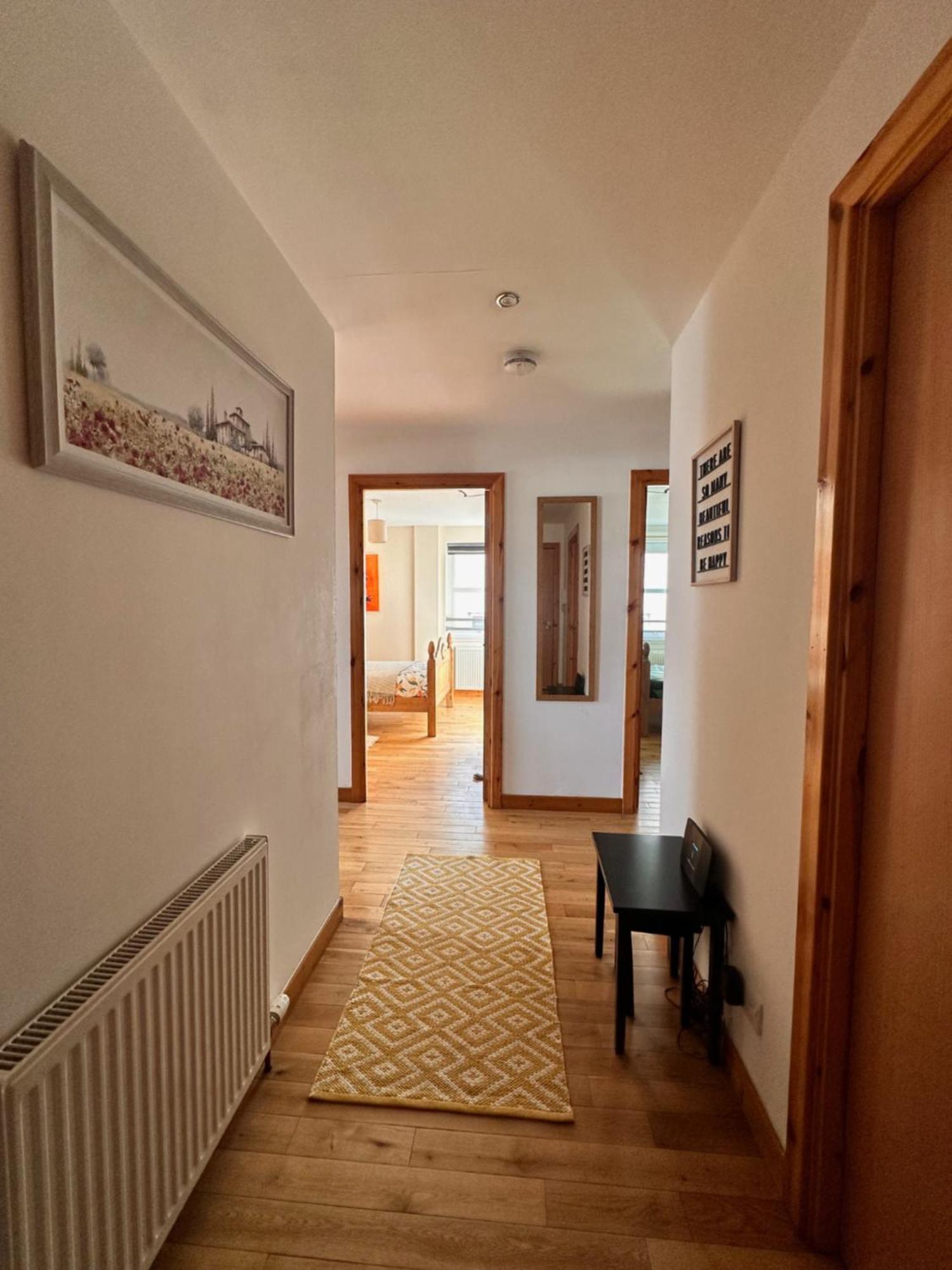 City Centre Apartment Next To Bus And Train Station Inverness Buitenkant foto